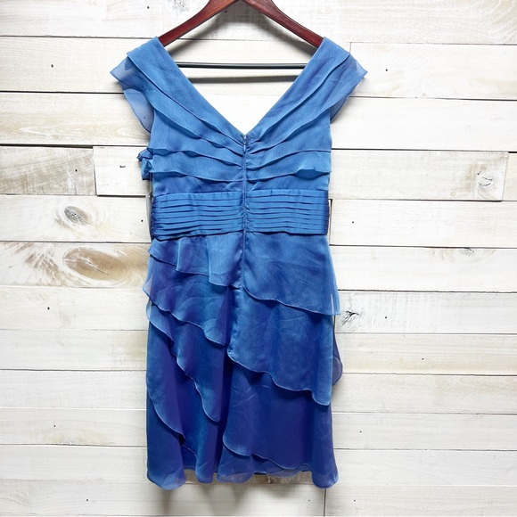 Adrianna Papell Dress Womens 8P Blue Tiered Layered Sleeveless V Neck Cocktail - Picture 4 of 13